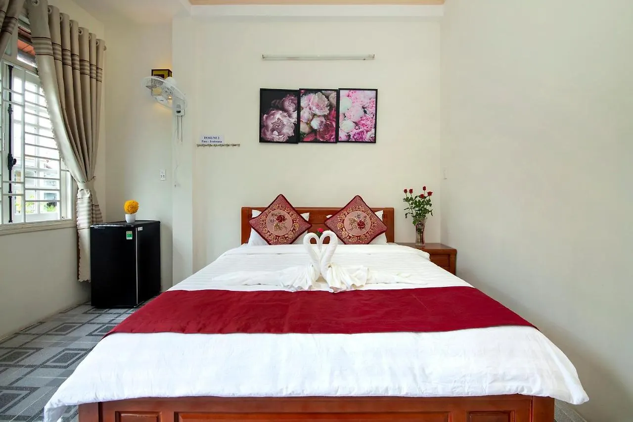 Red Lotus Homestay & Spa ホイアン ベトナム